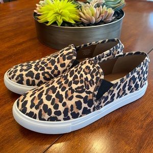 NWOT Womems Steve Madden Leopard Slip On